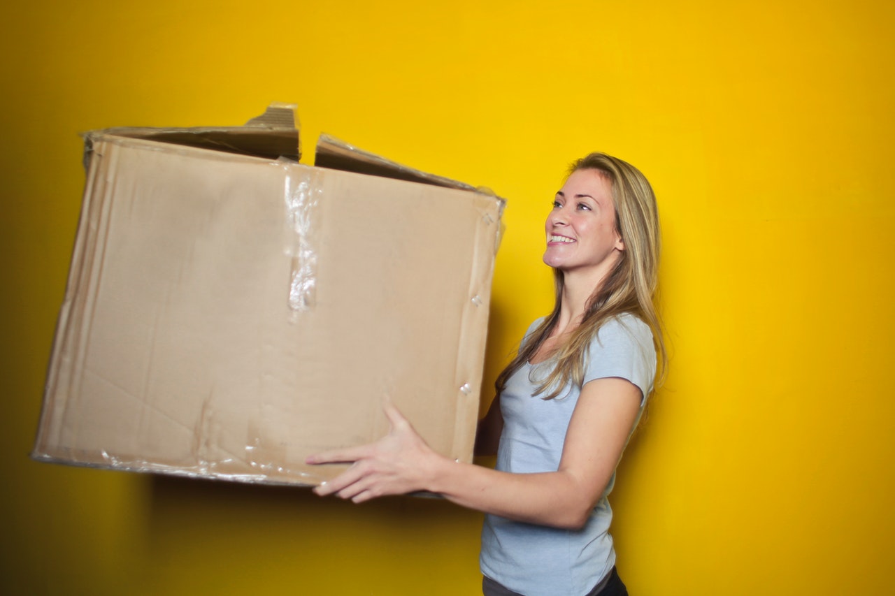 tenant moving items into Austin rental home